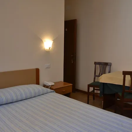 Canada Hotel Benátky