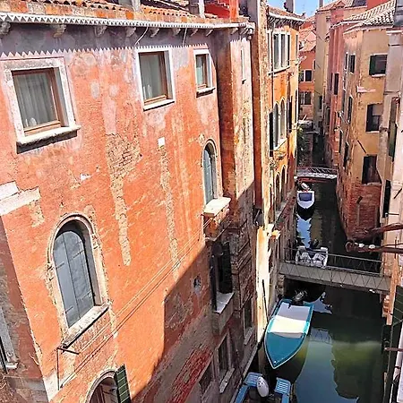 Canada 2* Venice