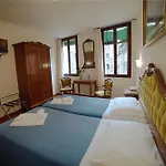 Hotel Canada