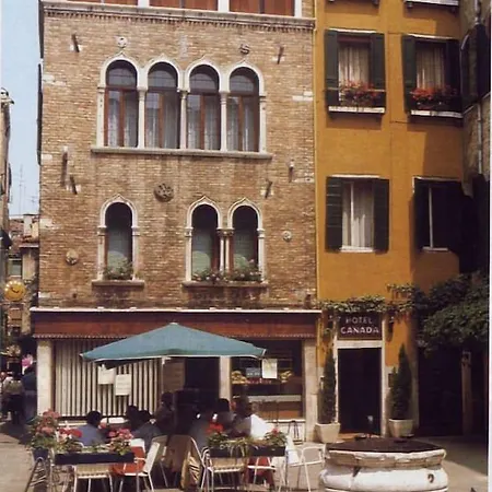 酒店 加拿大酒店