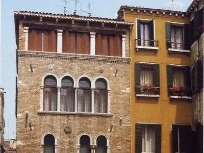 加拿大酒店 酒店