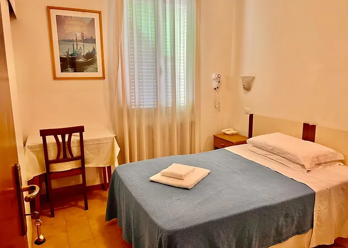 Canada מלון ונציה